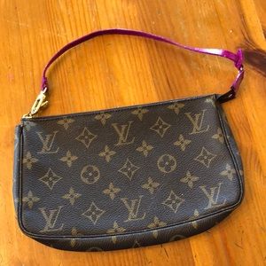 Vintage Louis Vuitton pochette accessoires